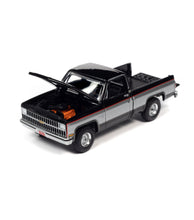 Load image into Gallery viewer, 1981 Chevy Silverado 10 Fleetside